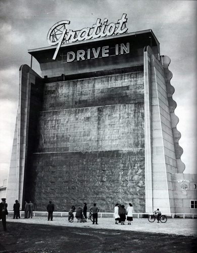Gratiot Drive-In Theatre - Screen - Photo From Rg (newer photo)